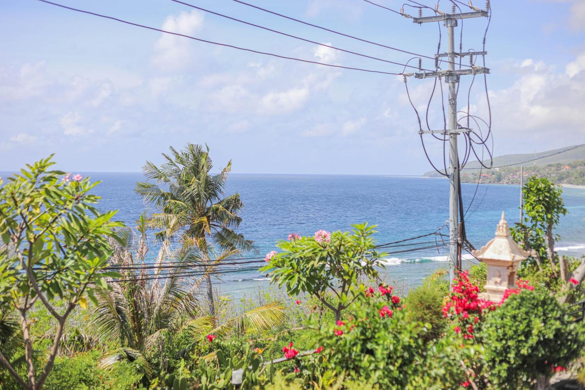 Manta Cottages With Sea View Batununggul Exterior photo